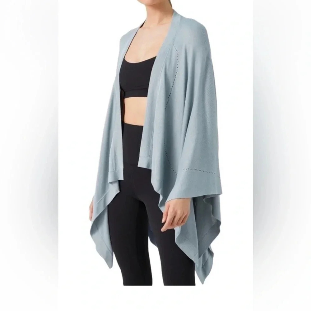 Lululemon Open Mind Lightweight Silk Blend Wrap Poncho/Cape One Size Blue Cast